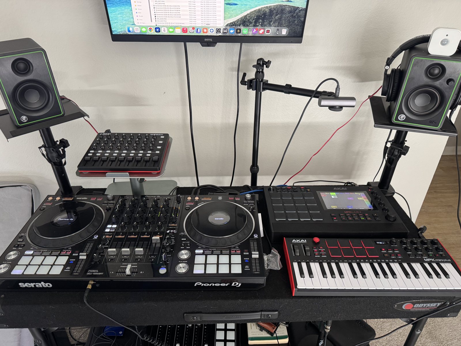 The BanksOS studio rig